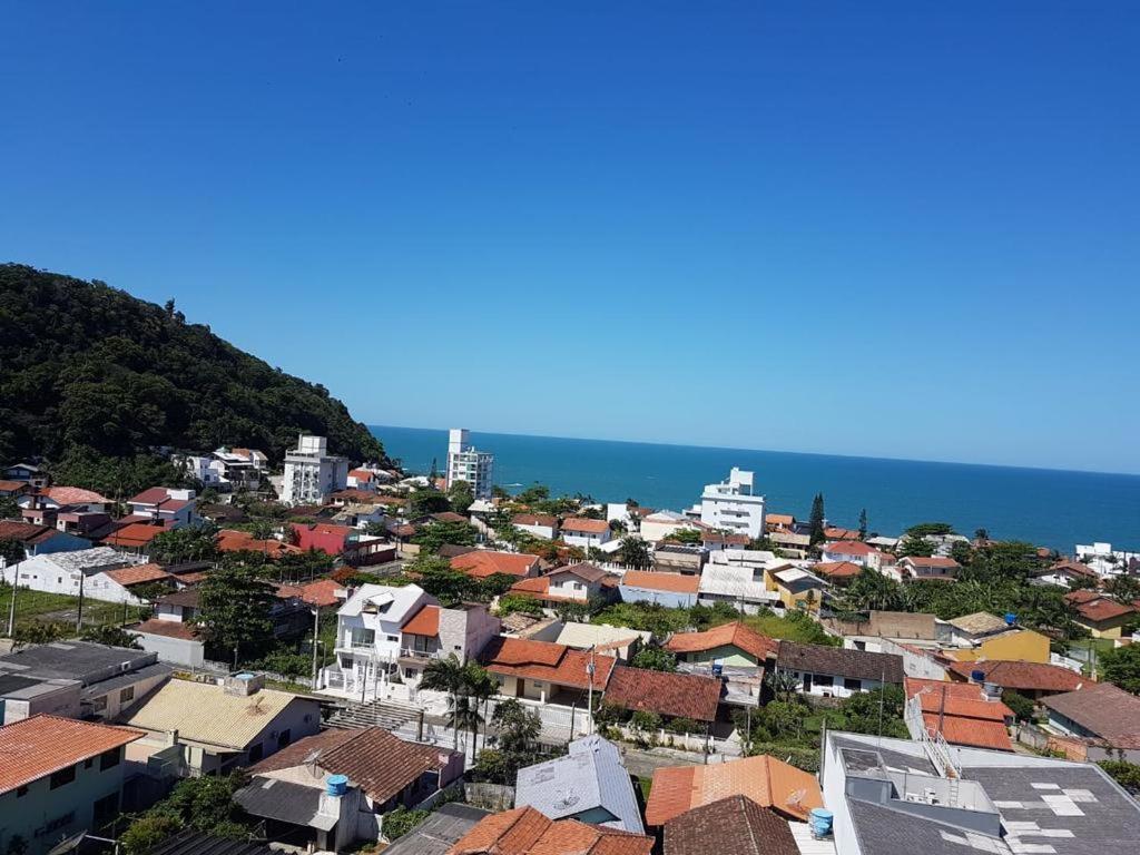 Hospedagem Praia Word Penha Sc Eksteriør billede