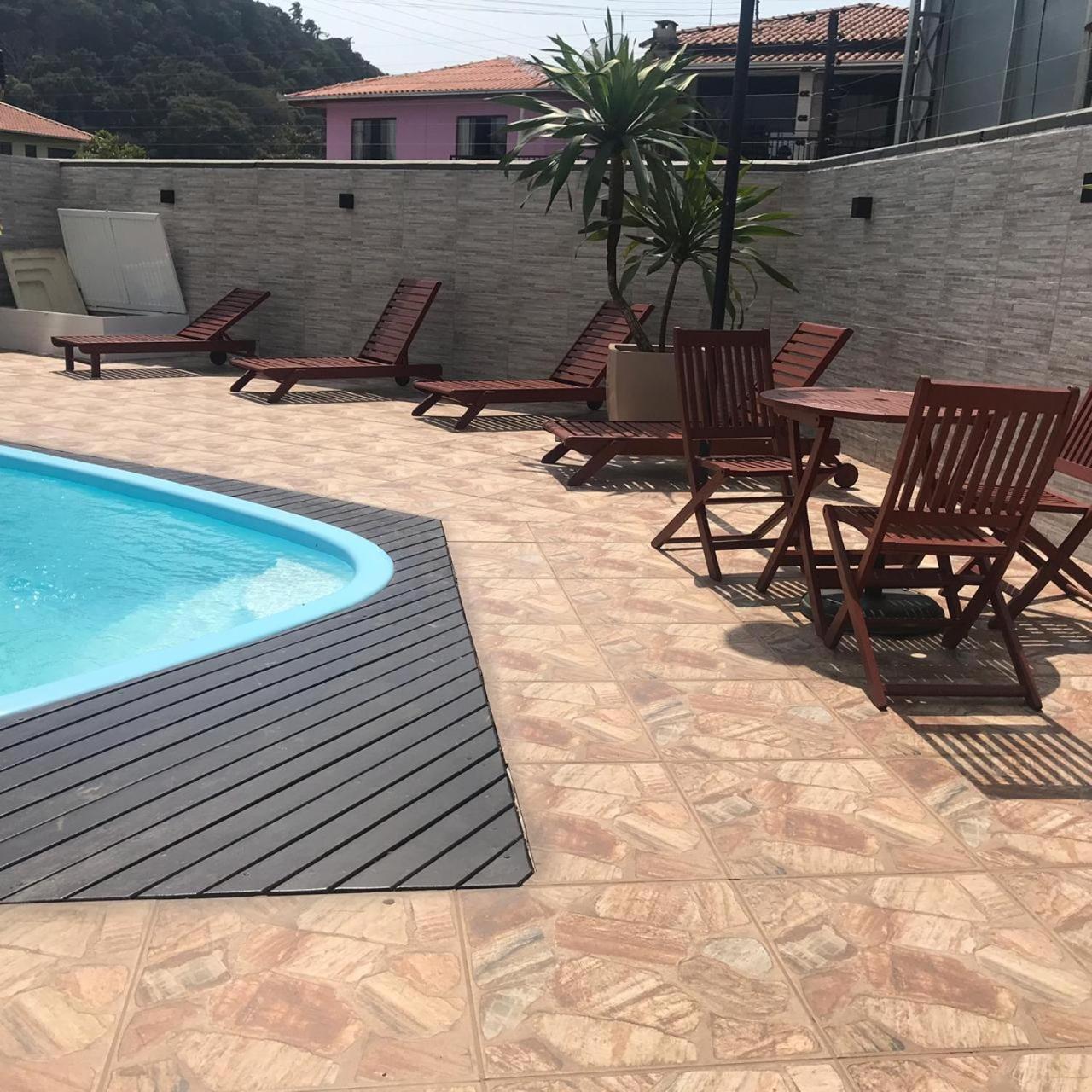 Hospedagem Praia Word Penha Sc Eksteriør billede